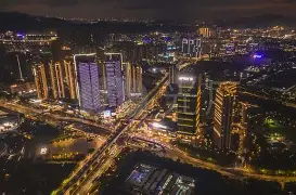 深圳男篮内部会议纪要流出——清晨回应争议；法国杯使命明确；轮换策略成焦点的简单介绍