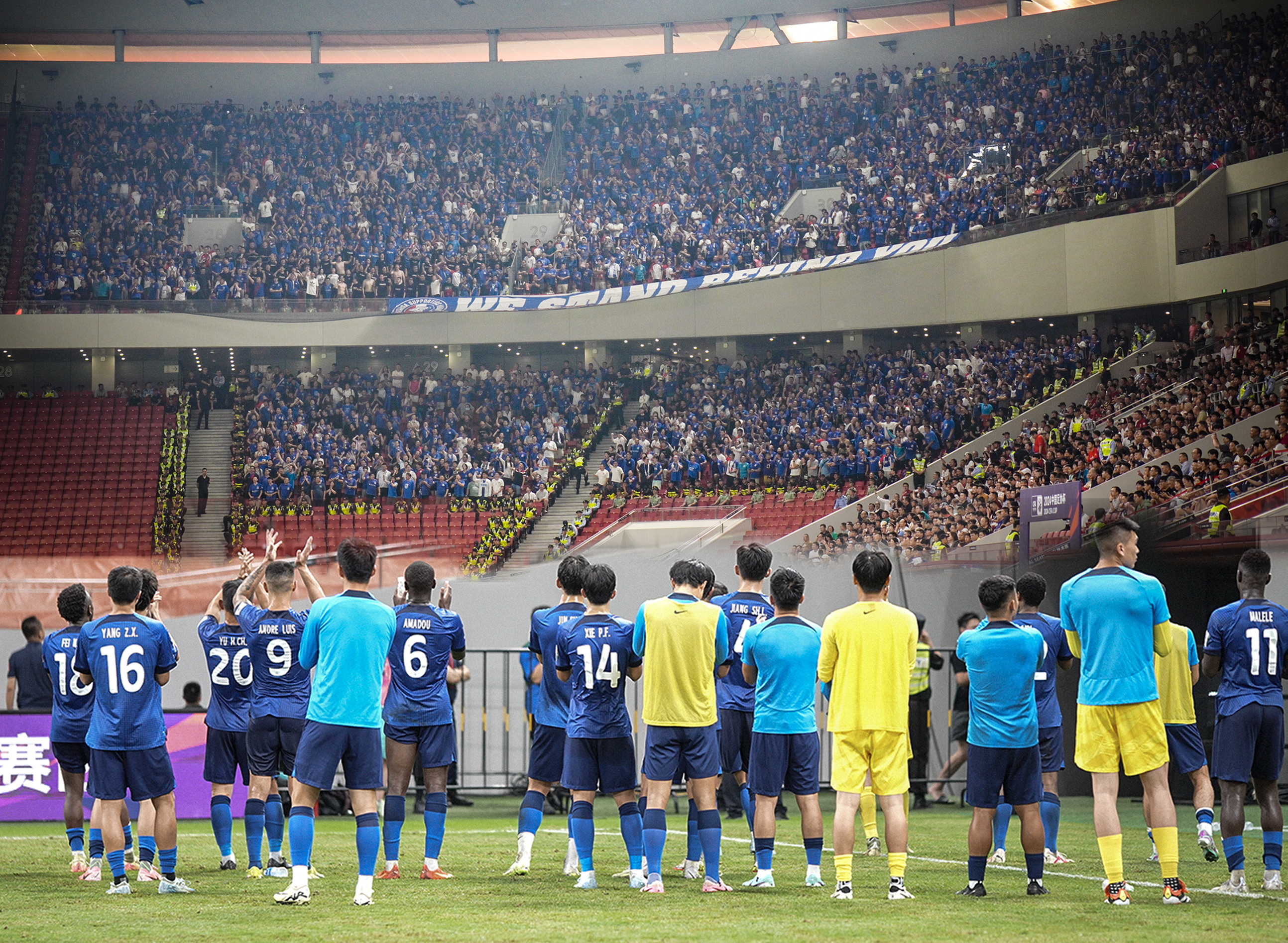 今夜广州队备战足总杯，状态回暖细节曝光，目标明确，训练强度明显提升(备战练兵个人心得体会)