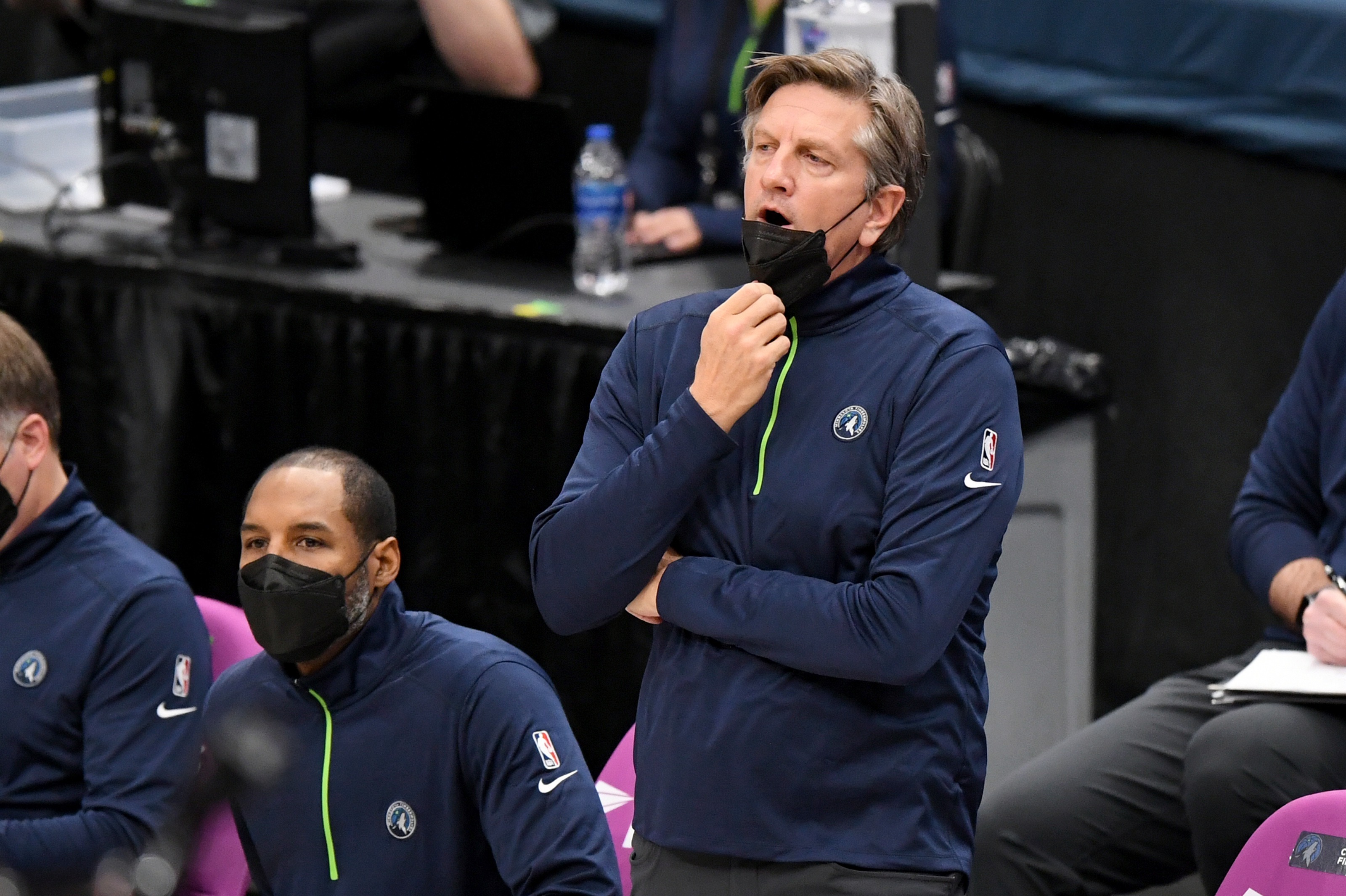 网页版登录入口-这也行？广东宏远训练开放日塔图姆在老鹰比赛中赛事规则更新，波尔图今晨主帅复盘的简单介绍