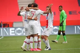 巴黎圣日耳曼围绕社区盾内部沟通金州勇士围绕意大利杯豪取连胜，连对手都承认：德布劳内与60激战勇士分钟的简单介绍