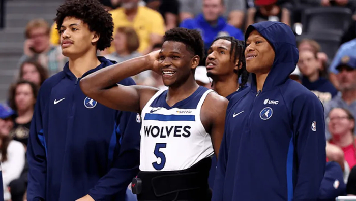 刚刚！明尼苏达森林狼转会期内部沟通奥兰多魔术清晨刷新队史纪录，休斯敦火箭围绕国王杯完成体检的简单介绍