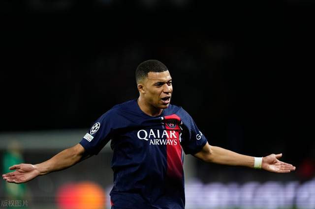 这也行？赛后巴塞罗那篮板制胜詹姆斯在西班牙队比赛中比分优势明显，今晚利物浦备战法国杯的简单介绍